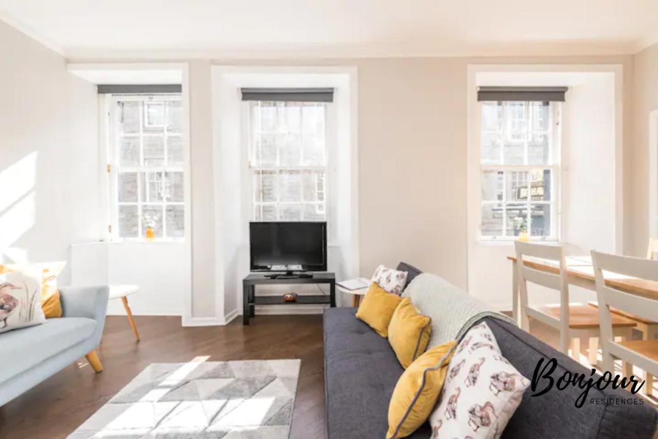 Bright New Town 2Br-1Ba, 1 Min To George St By Bonjour Residences Единбург Екстер'єр фото