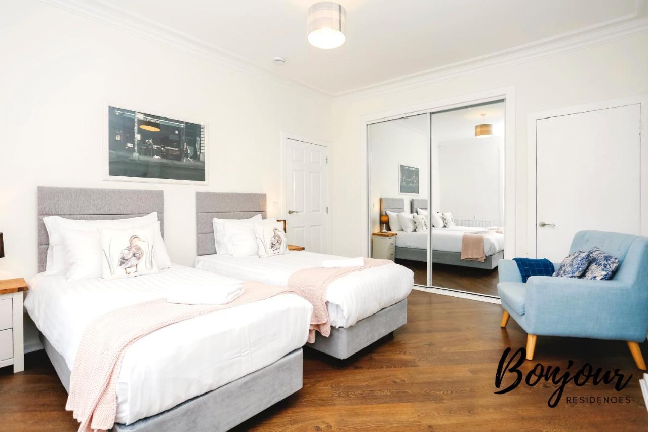 Bright New Town 2Br-1Ba, 1 Min To George St By Bonjour Residences Единбург Екстер'єр фото