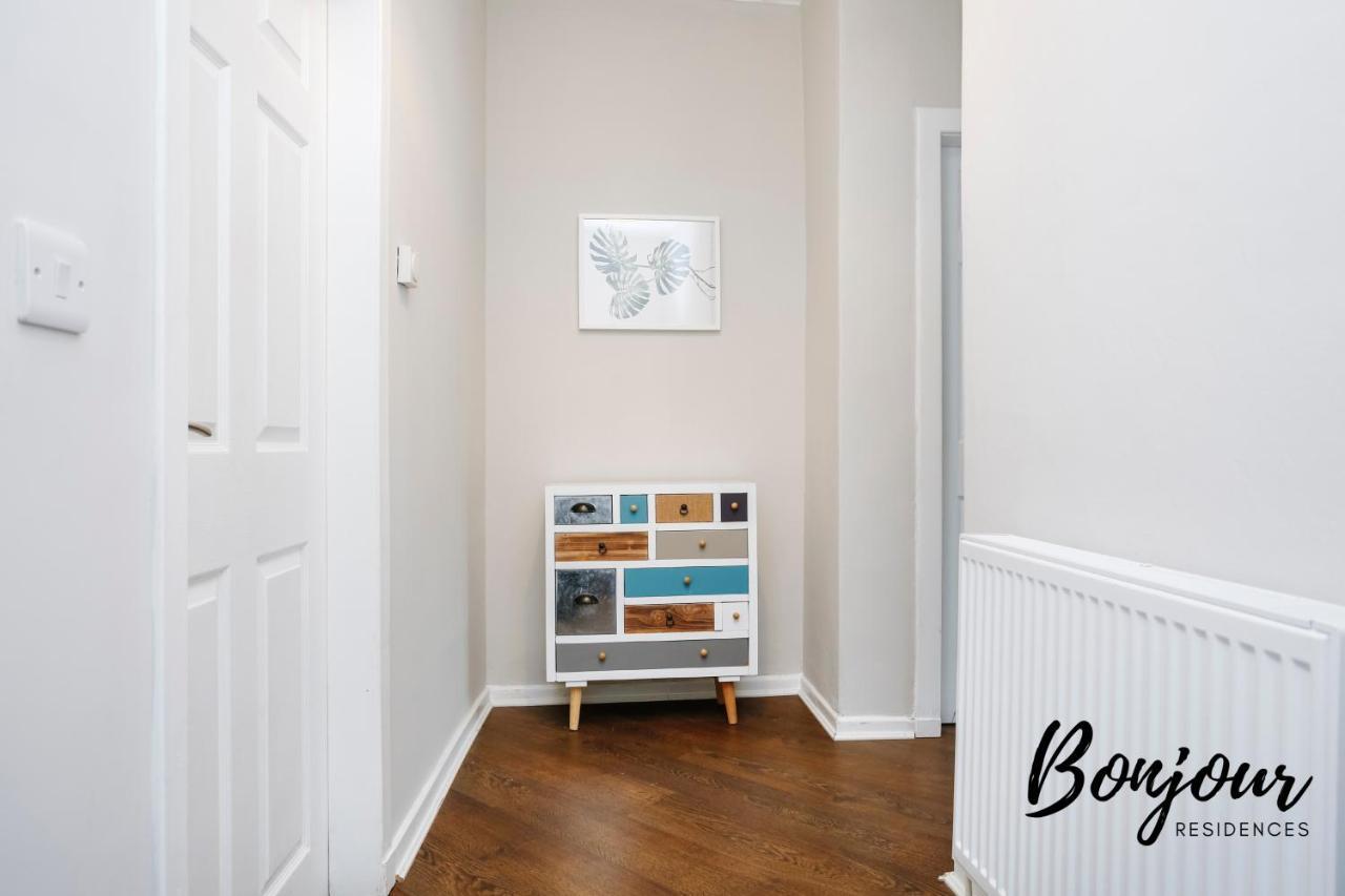 Bright New Town 2Br-1Ba, 1 Min To George St By Bonjour Residences Единбург Екстер'єр фото