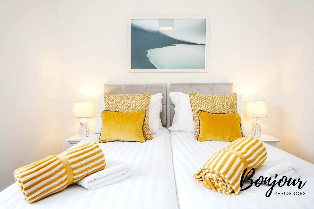 Bright New Town 2Br-1Ba, 1 Min To George St By Bonjour Residences Единбург Екстер'єр фото